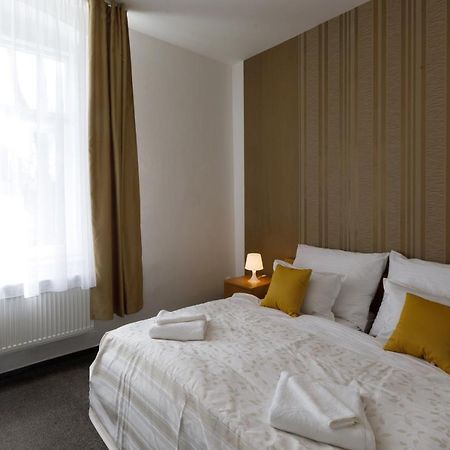 Litvan Sunset Apartments Ceske Budejovice Esterno foto
