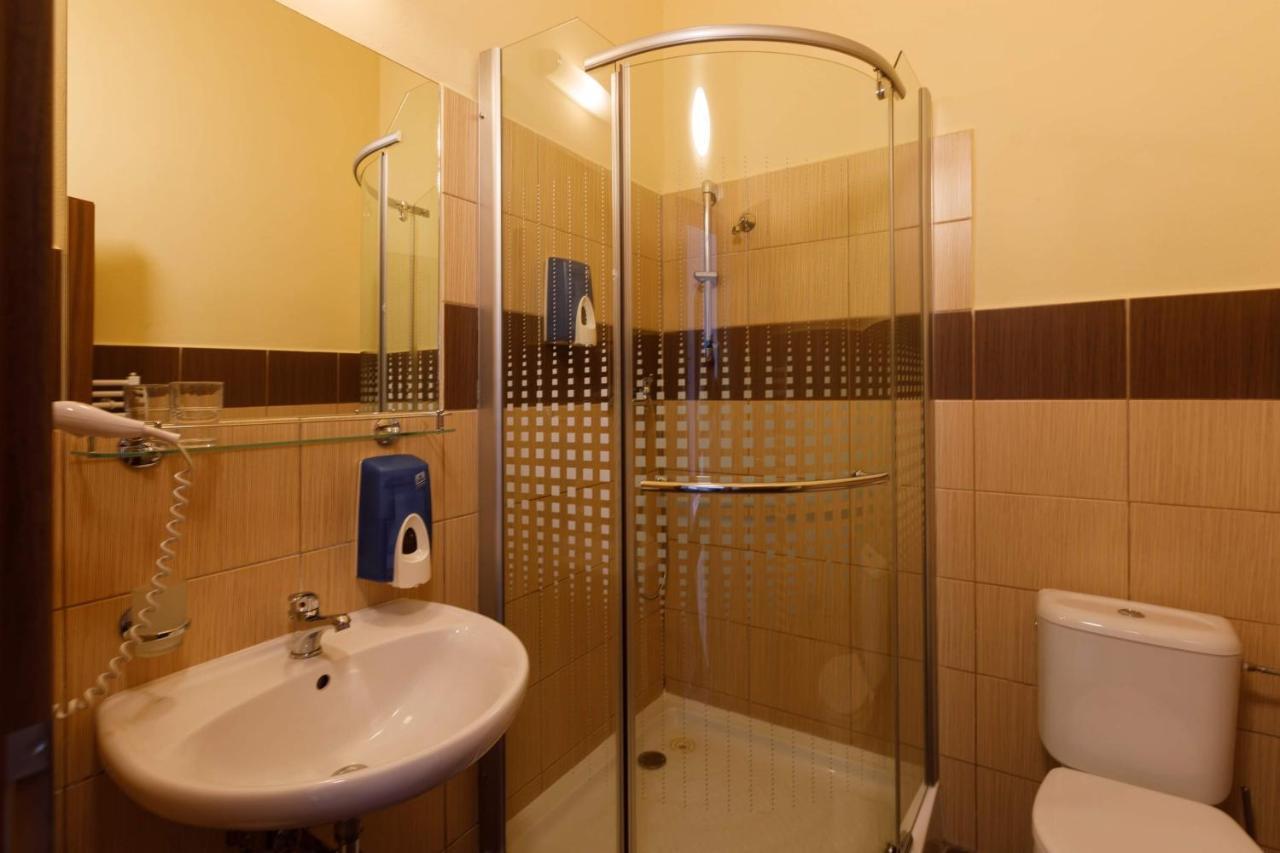 Litvan Sunset Apartments Ceske Budejovice Esterno foto